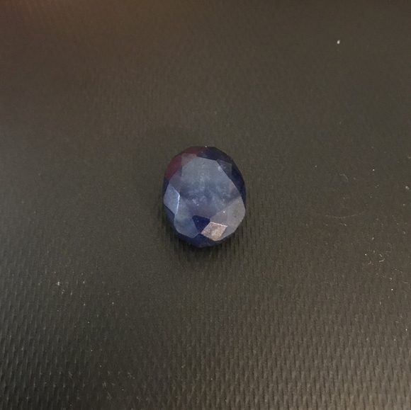 Nearly 20 CT Blue Sapphire - Picture 3 of 6